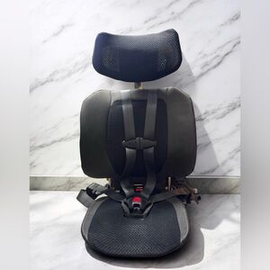 WAYB PICO Portable Travel Car Seat - Earth | Lightweight FAA Approved  $499 MSRP